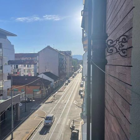 Appartamento Moderno In Via Monginevro Torino Kültér fotó
